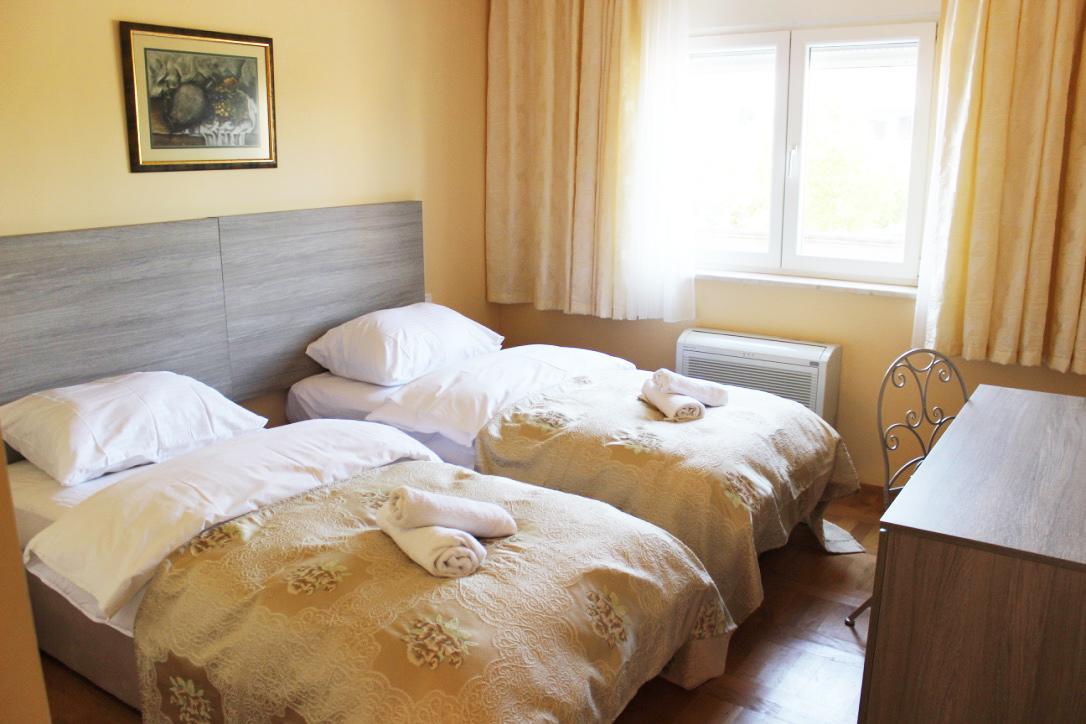 Hotel Mir Međugorje Oda fotoğraf